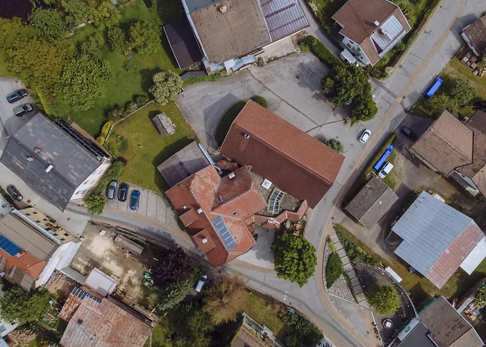 Dorfwirt אורחן Irschen